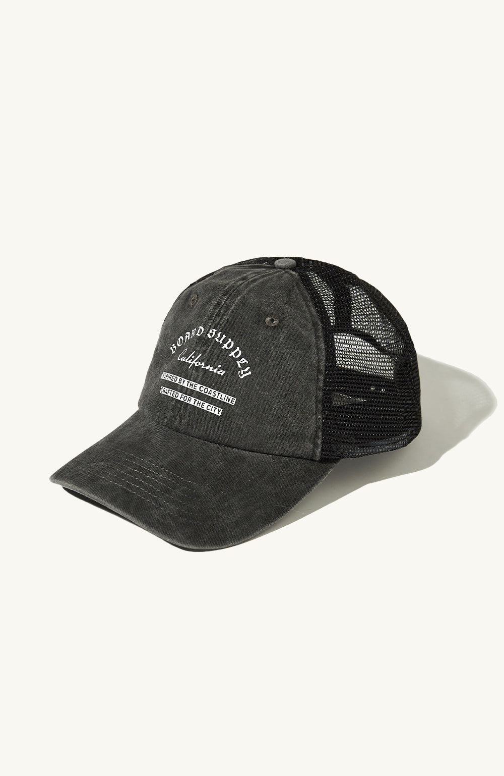 BLACKLETTER TRUCKER CAP