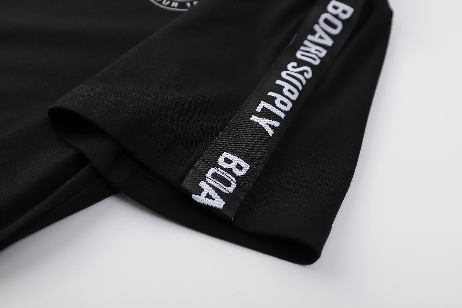TAPE T-SHIRT