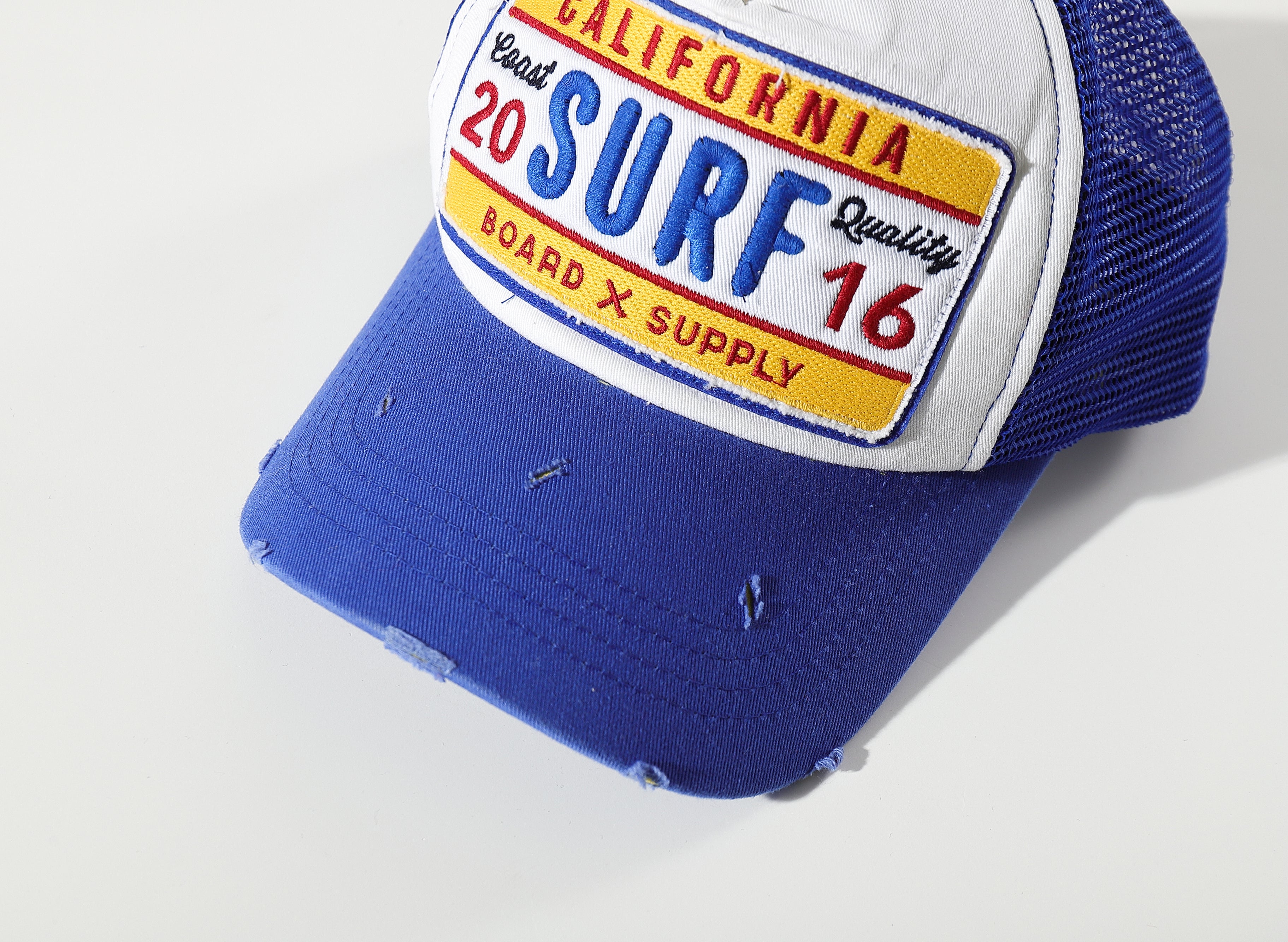 BOARD SUPPLY '16 TRUCKER HAT